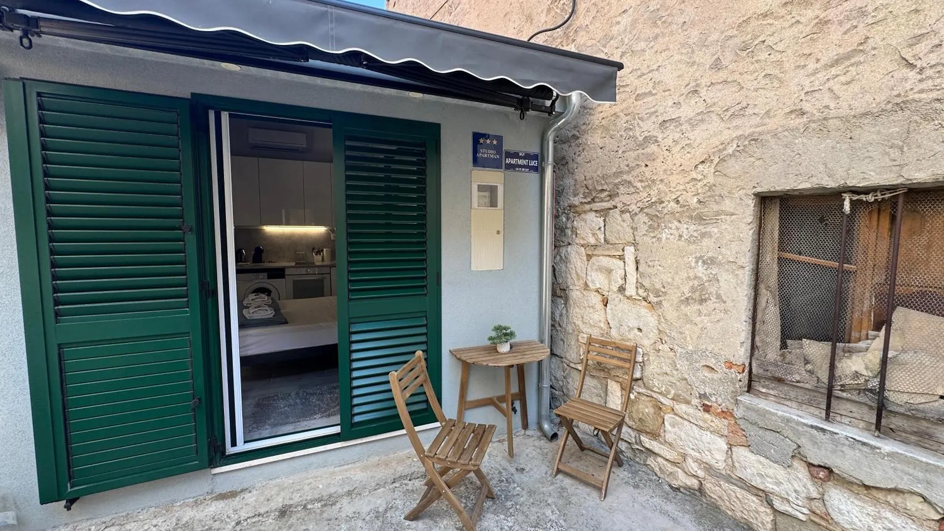 Supreme Location-Old Town Apt Luce City Centre 스플리트 0*,  크로아티아
